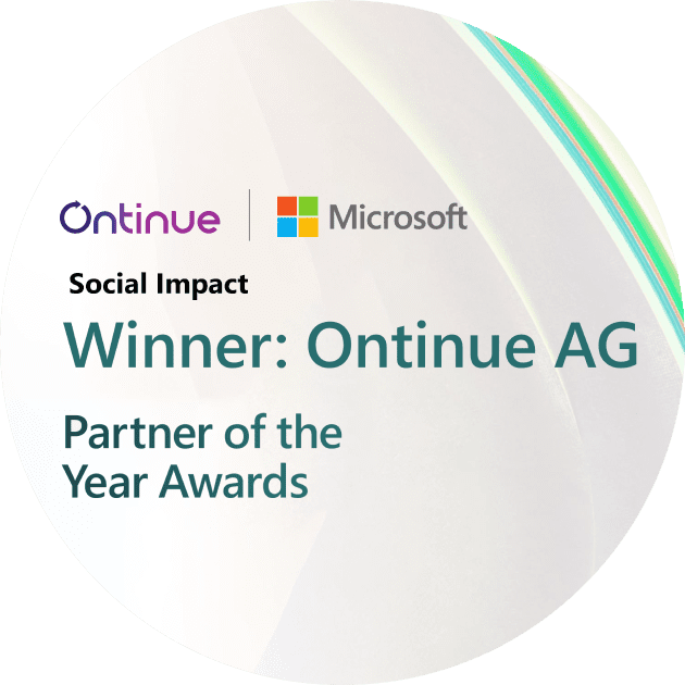 Rundes Zertifikat mit den Logos von Ontinue und Microsoft. Der Text lautet 'Social Impact' und 'Gewinner: Ontinue AG Partner of the Year Awards'.